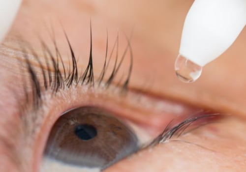 Can an eyelash in the eye cause damage?